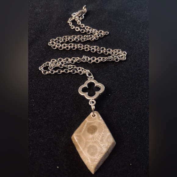 Petoskey Stone Diamond ♦️ Shaped Necklace - Picture 7 of 12